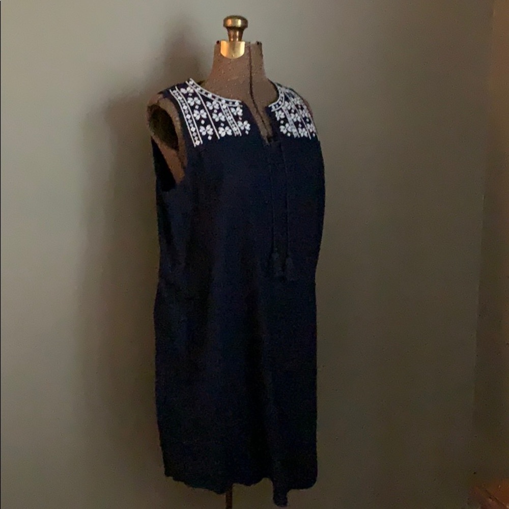 Old Navy Embroidered Tunic Dress